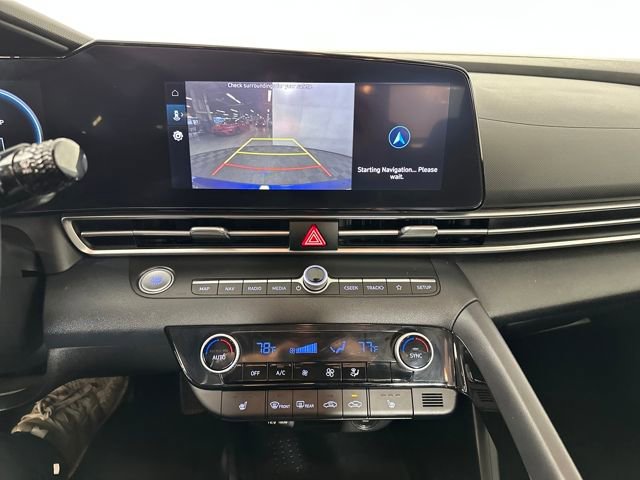 Certified 2023 Hyundai Elantra SEL w/ Convenience Package image 22