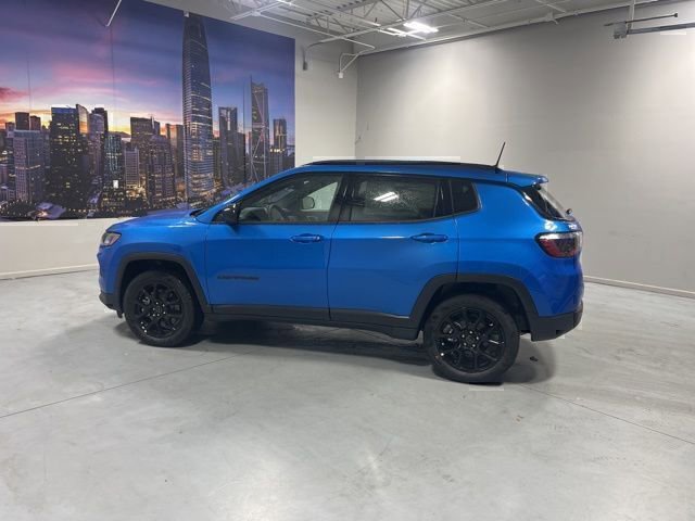New 2026 Jeep Compass Latitude AWD/4WD image 4