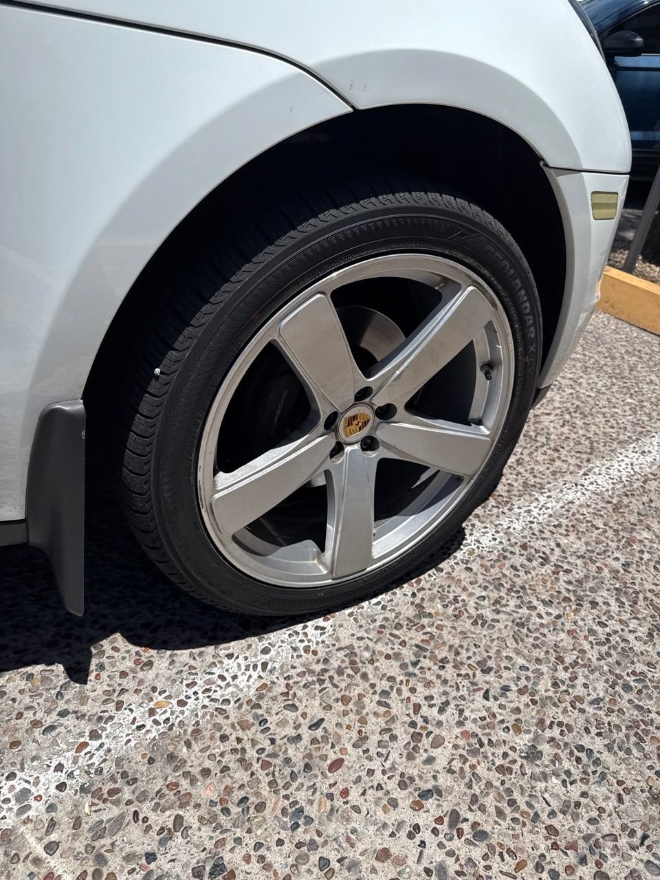 Used 2018 Porsche Macan AWD/4WD image 9