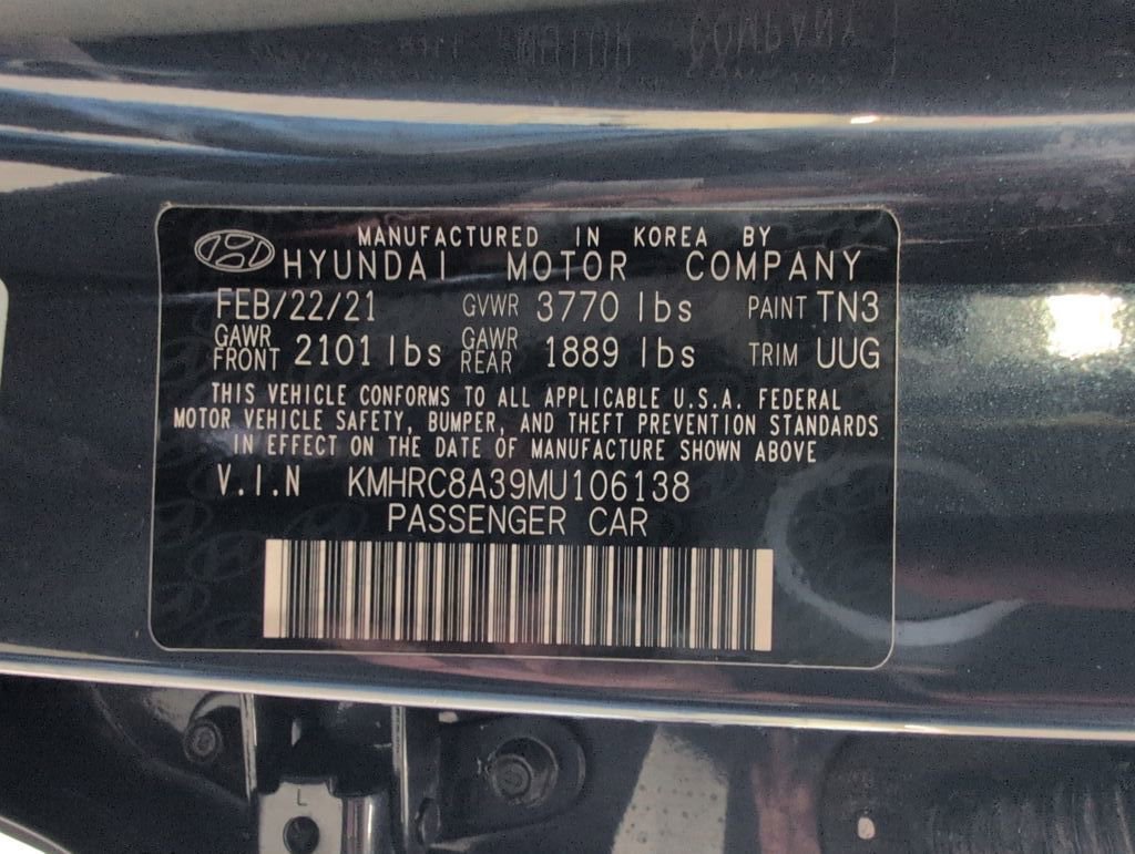 Certified 2021 Hyundai Venue image 31