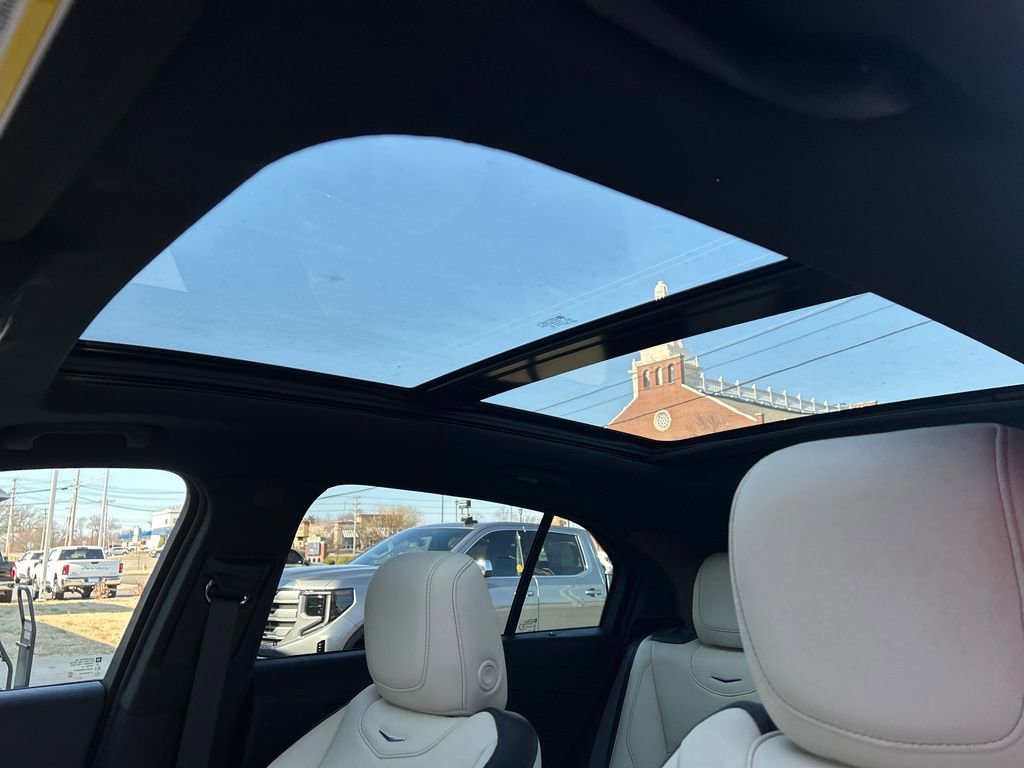 Certified 2023 Cadillac XT4 Sport image 28