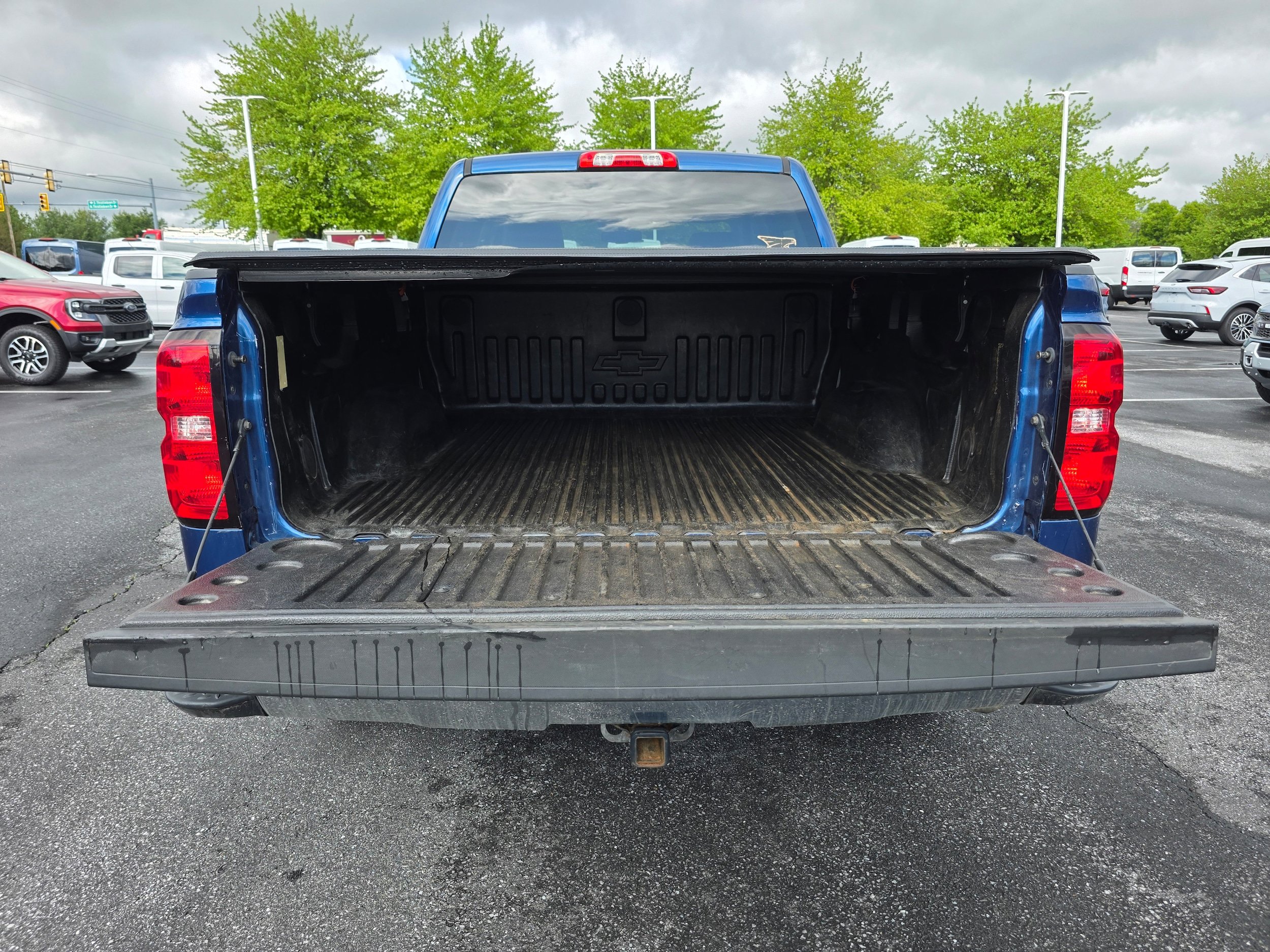 Used 2017 Chevrolet Silverado 1500 LS w/ Trailering Package AWD/4WD image 8