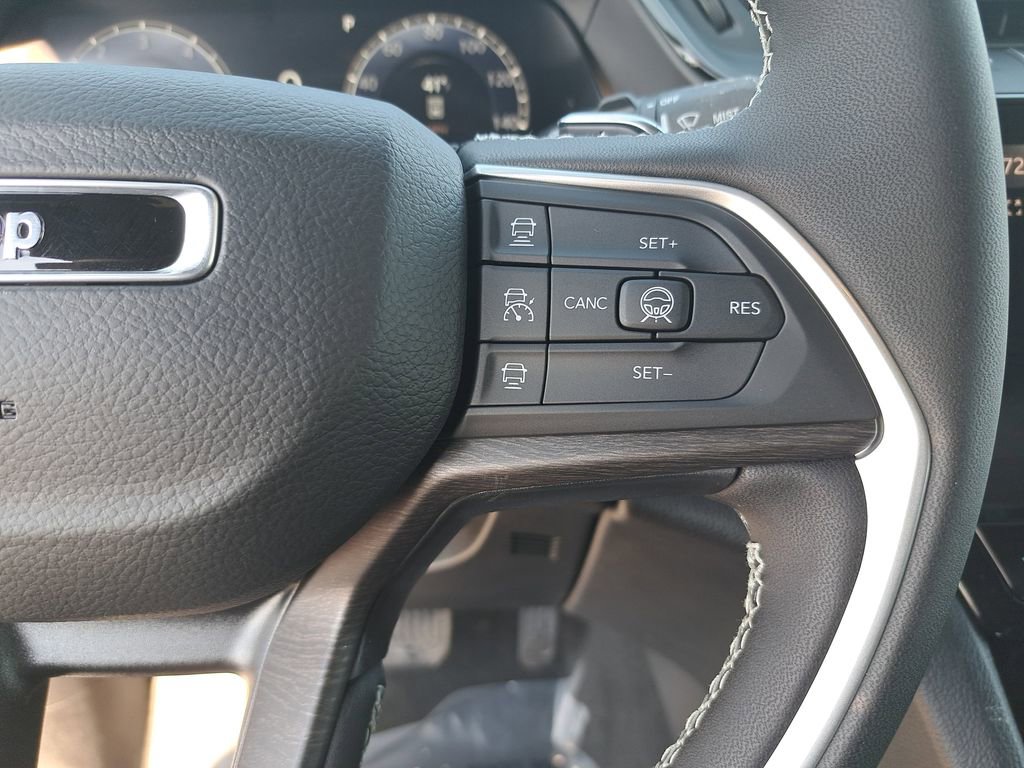 New 2026 Jeep Grand Cherokee L Limited image 21