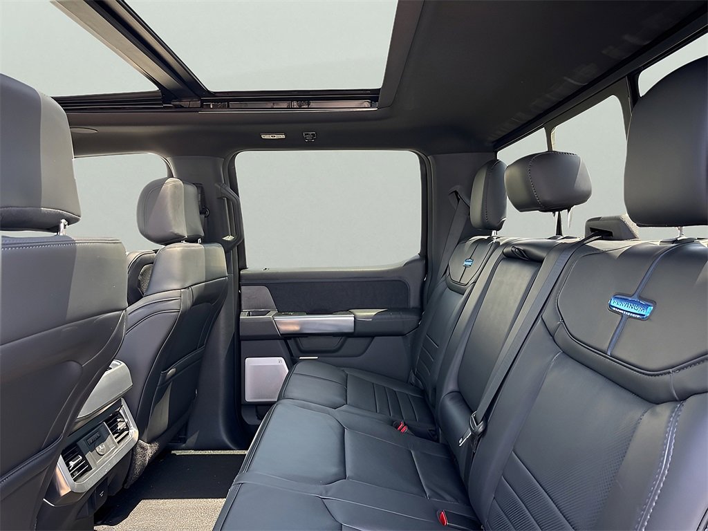 New 2025 Ford F350 Platinum w/ FX4 Off-Road Package image 16