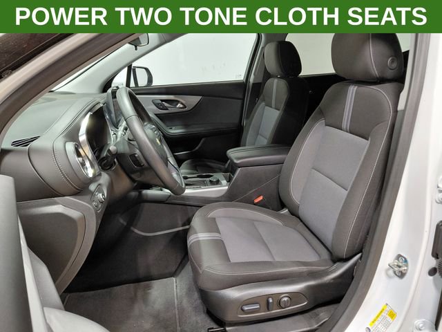 Certified 2025 Chevrolet Blazer LT AWD/4WD image 3
