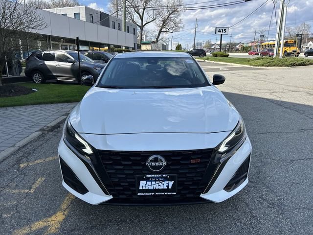 Certified 2023 Nissan Altima 2.5 SR FWD image 3