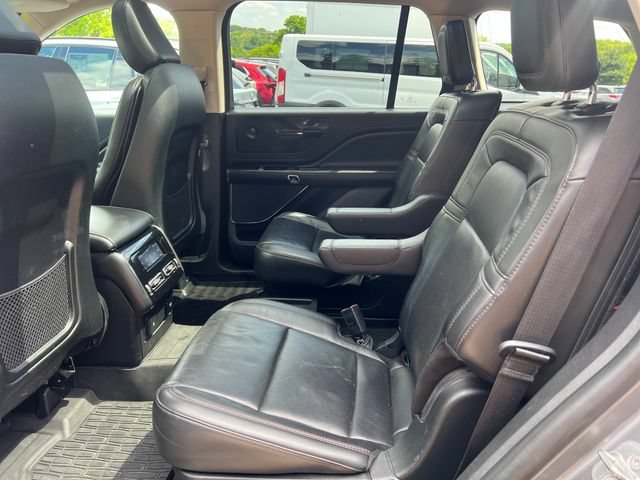 Used 2023 Lincoln Aviator Reserve w/ Elements Package Plus AWD/4WD image 11