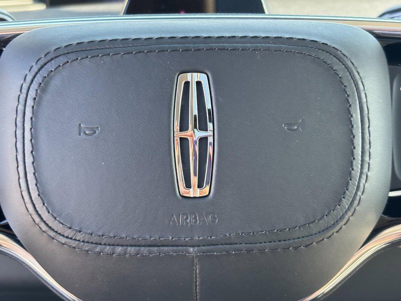 New 2026 Lincoln Navigator Reserve image 19