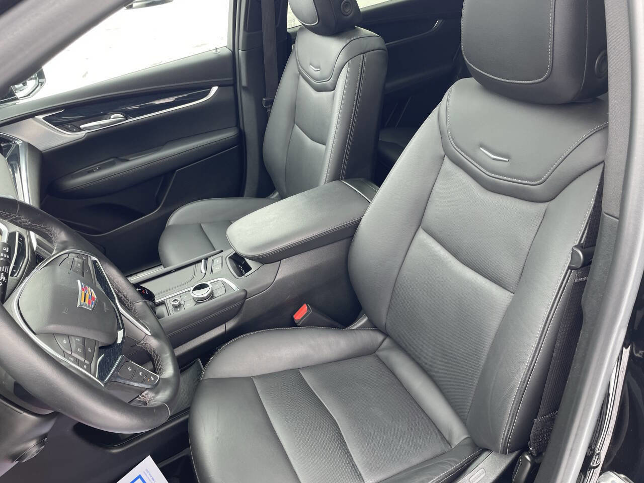 Used 2024 Cadillac XT5 Premium Luxury w/ LPO, Floor Liner Package image 2