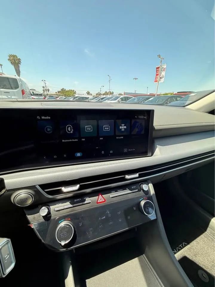 Used 2025 Hyundai Sonata SEL FWD image 8