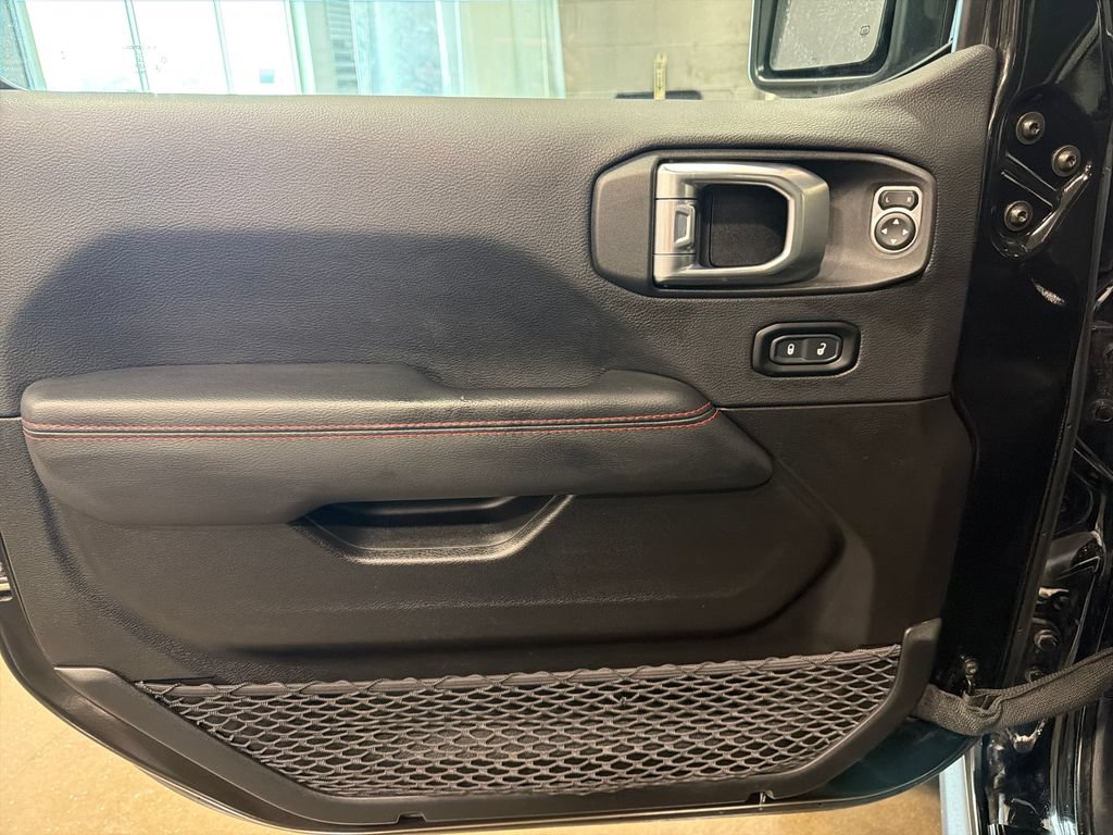 Used 2023 Jeep Gladiator Rubicon w/ Dual Top Group AWD/4WD image 16