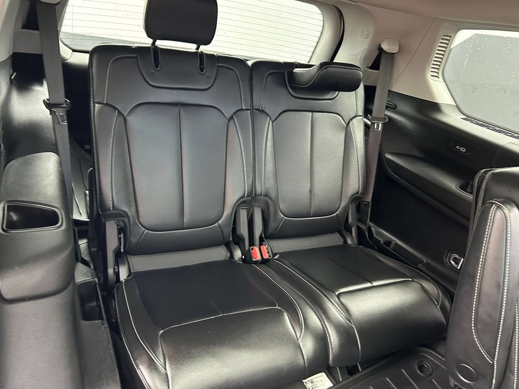 Used 2021 Jeep Grand Cherokee L Limited RWD image 48