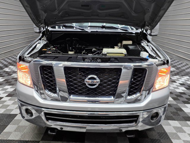Used 2017 Nissan NV 3500 SL RWD image 31
