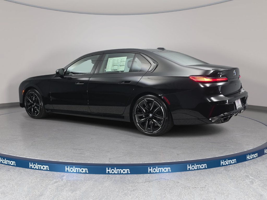 New 2026 BMW 760i xDrive w/ Executive Package AWD/4WD image 7
