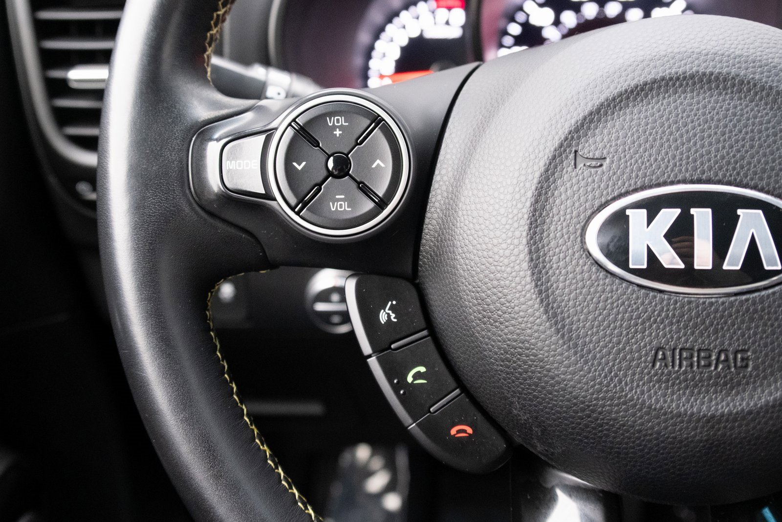 Used 2016 Kia Soul + w/ Audio Package image 6