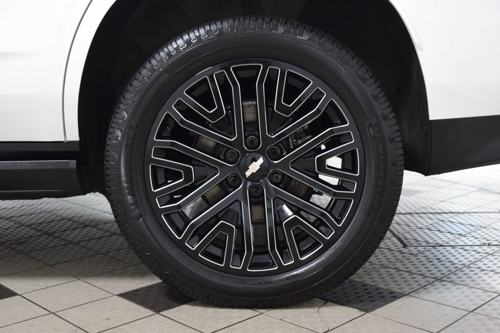 Used 2023 Chevrolet Tahoe High Country AWD/4WD image 26