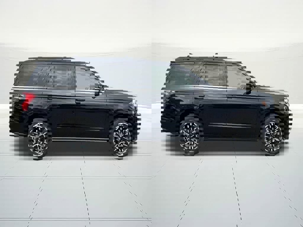 Used 2021 Ford Expedition Limited w/ Equipment Group 303A image 6