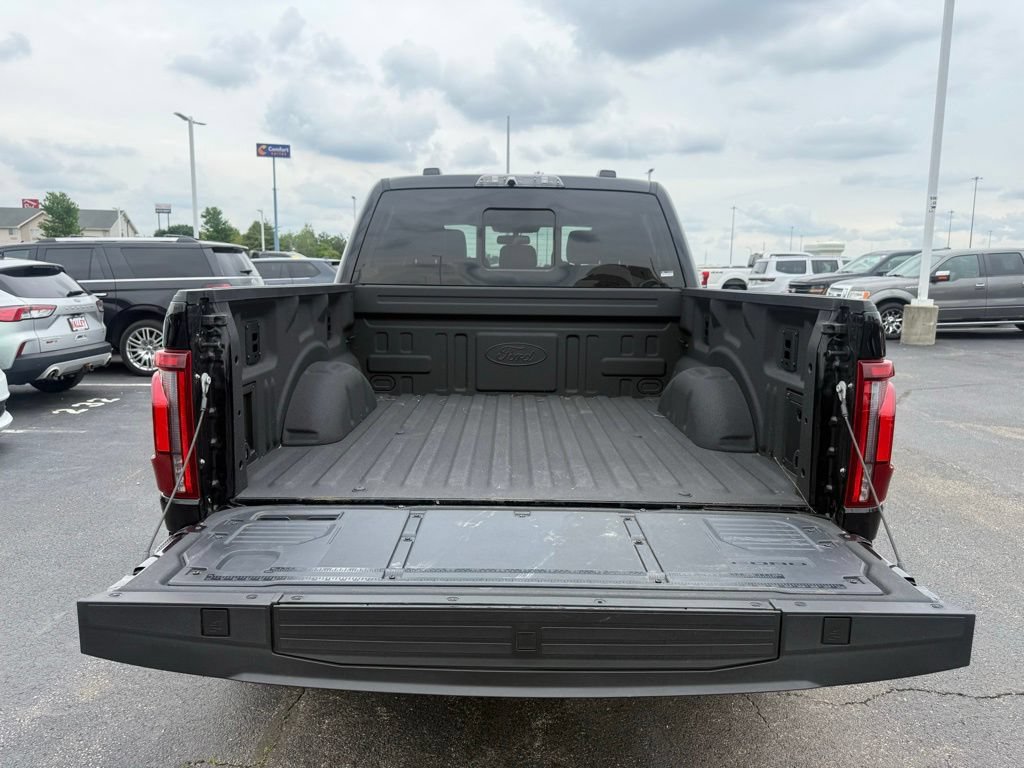 Certified 2025 Ford F150 Raptor w/ Equipment Group 803A Raptor R AWD/4WD image 58