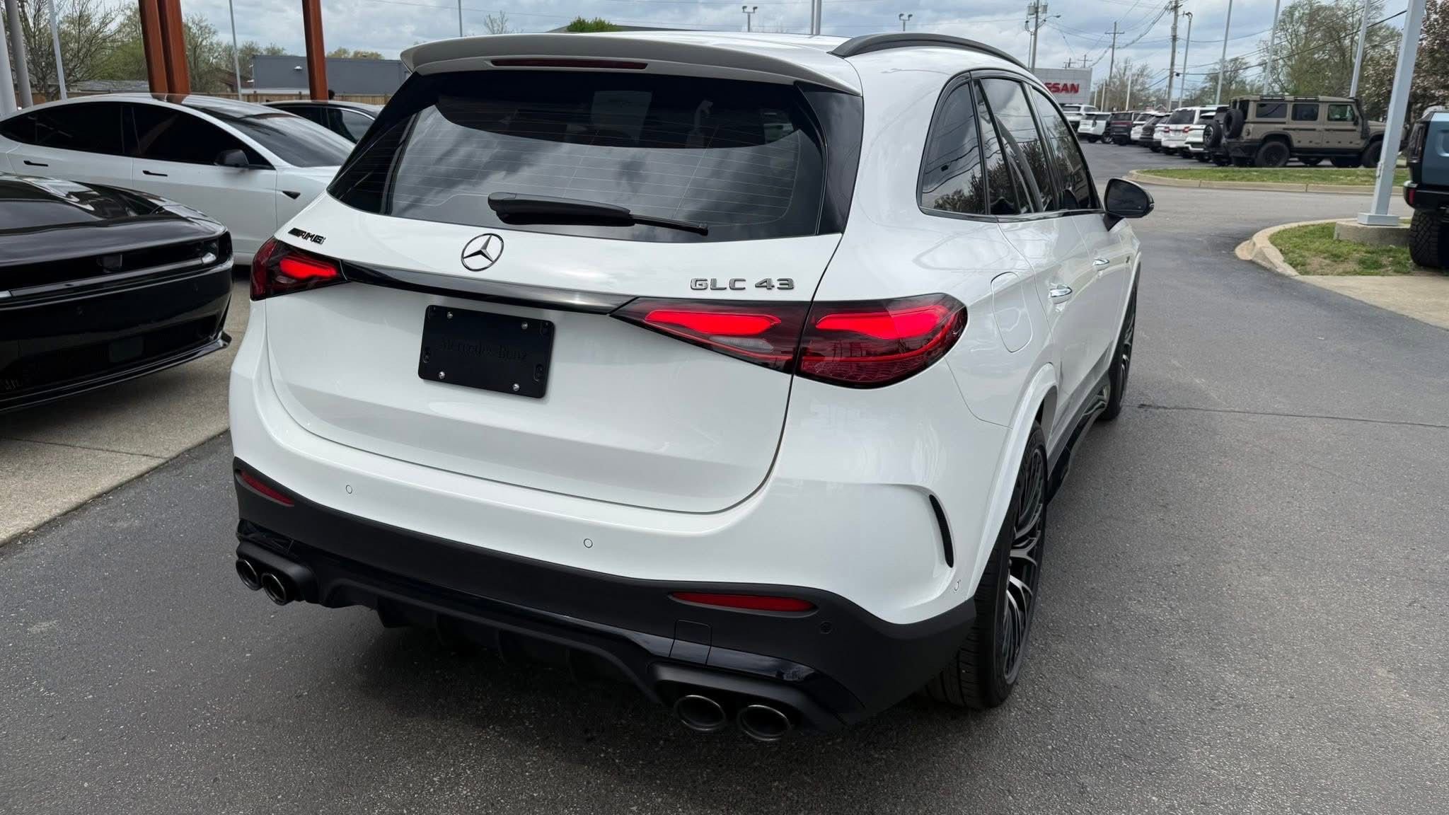 Used 2026 Mercedes-Benz GLC 43 AMG 4MATIC image 37