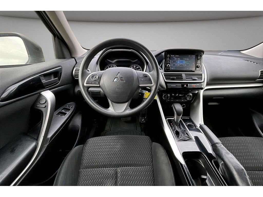 Used 2018 Mitsubishi Eclipse Cross ES FWD image 8