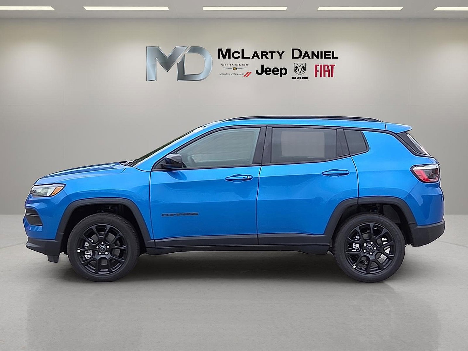 New 2026 Jeep Compass Latitude w/ Quick Order Package 29K image 3