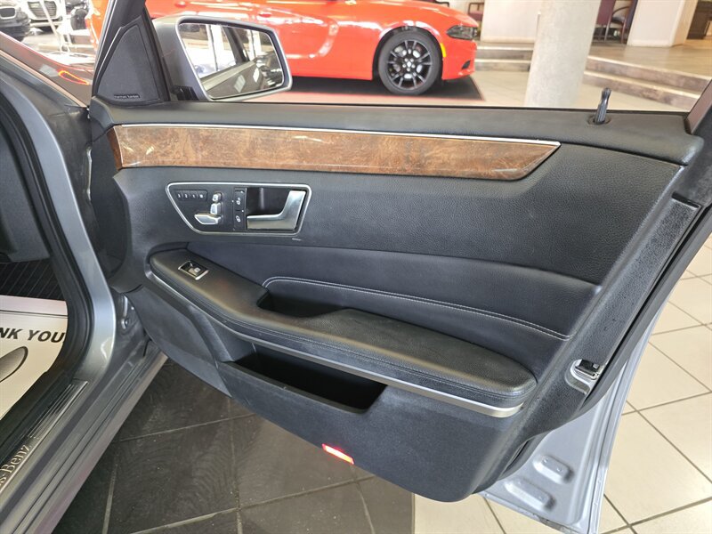 Used 2014 Mercedes-Benz E 350 4MATIC Sedan image 14