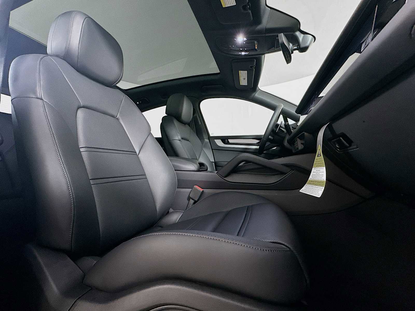 New 2026 Porsche Cayenne Coupe image 29