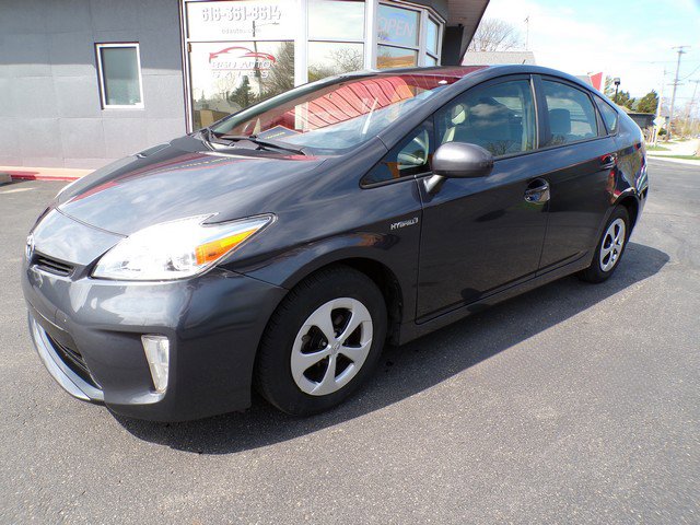 Used 2013 Toyota Prius Three FWD image 1