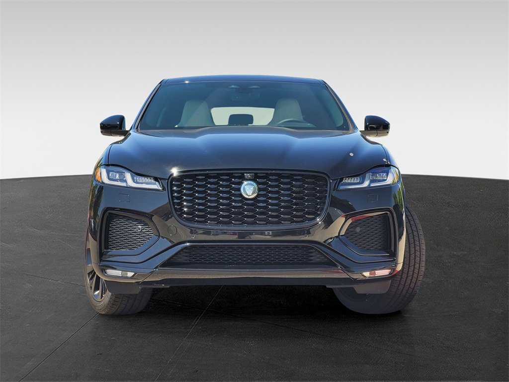 New 2026 Jaguar F-PACE R-Dynamic S image 2