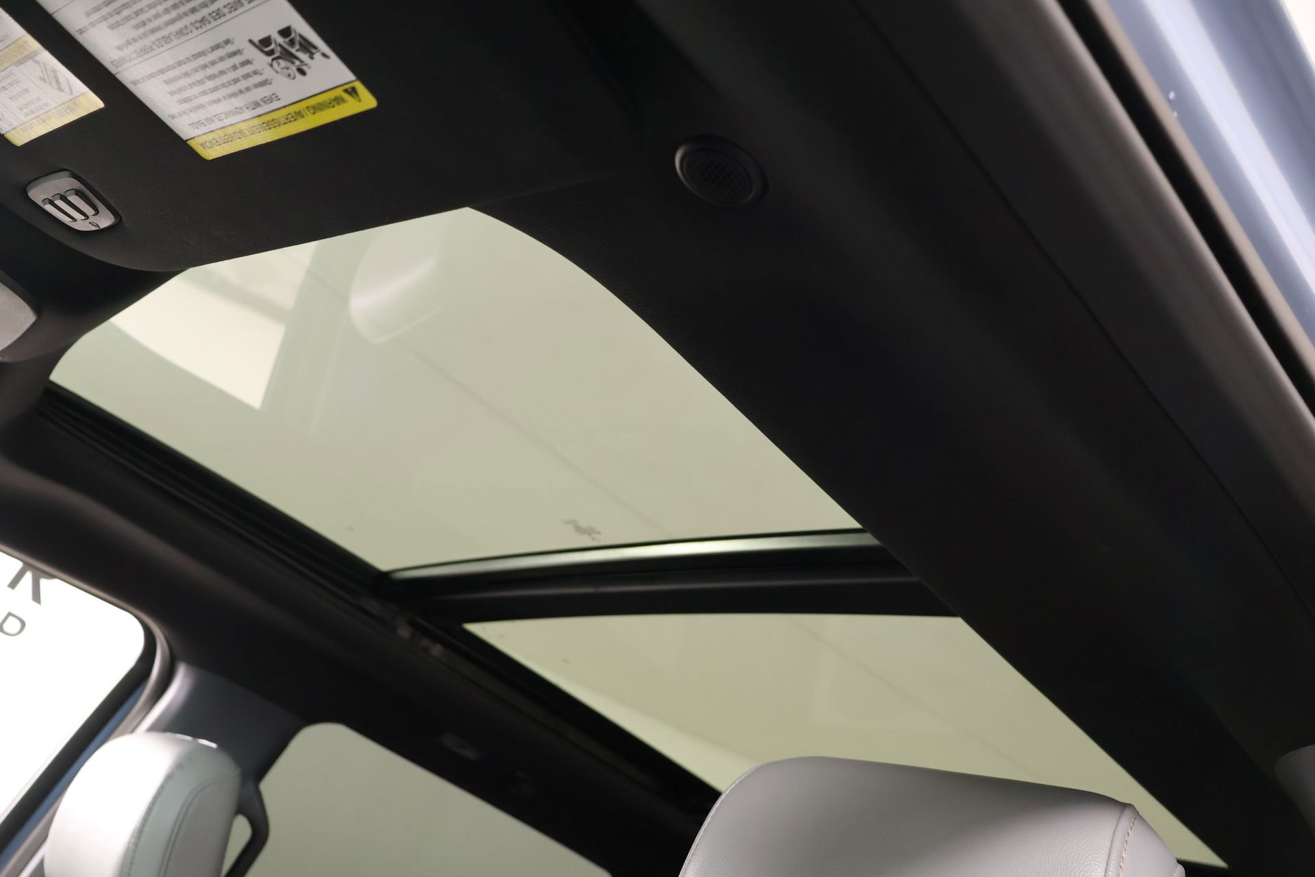 Used 2023 Ford F150 Lightning Lariat w/ Equipment Group 511A High image 15