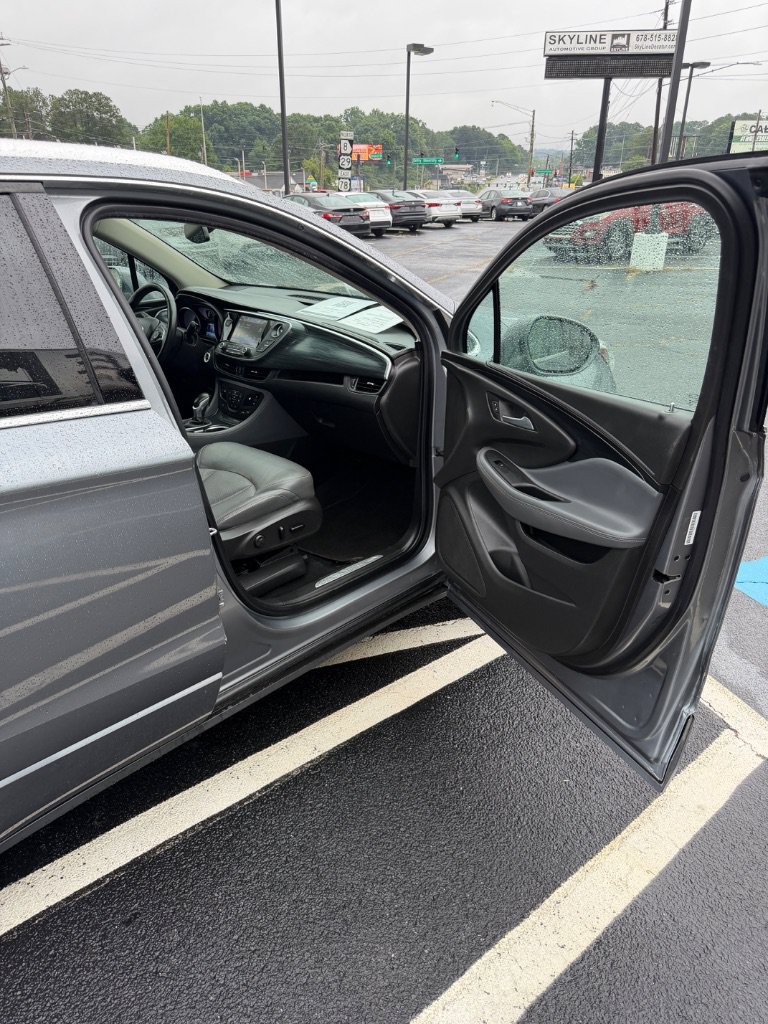 Used 2020 Buick Envision Essence FWD image 26