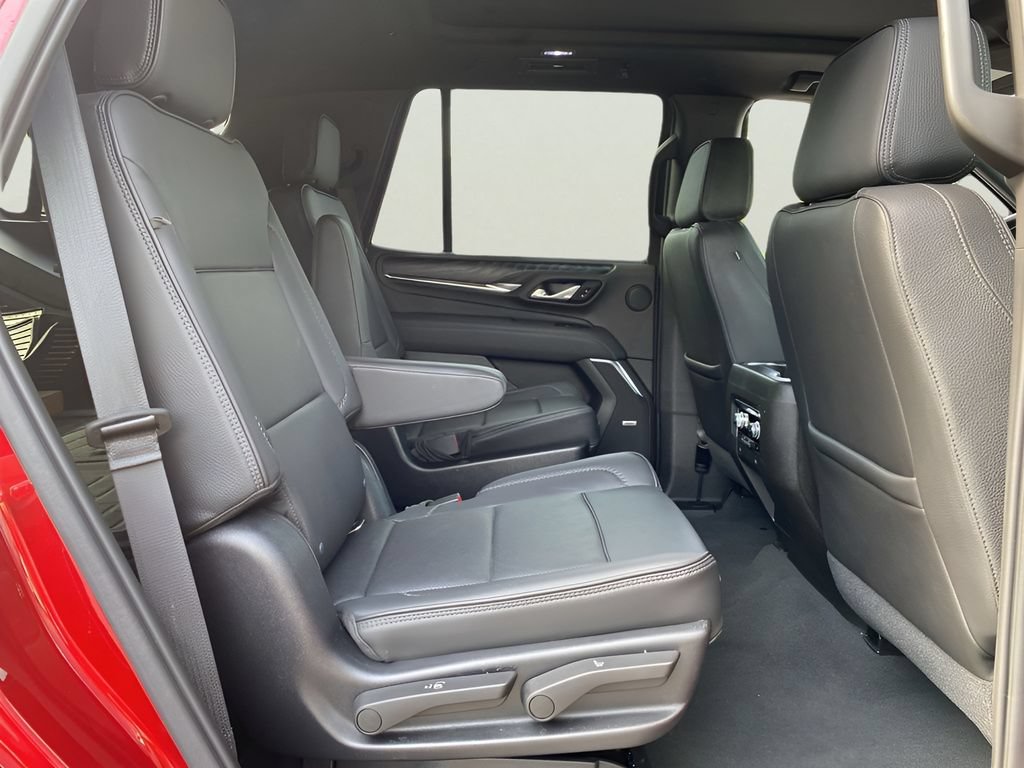 Used 2021 GMC Yukon Denali w/ Denali Premium Package AWD/4WD image 20