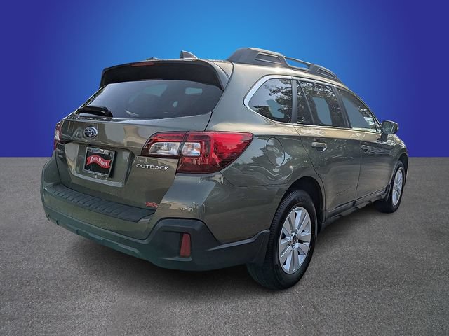 Used 2018 Subaru Outback 2.5i Premium AWD/4WD image 5