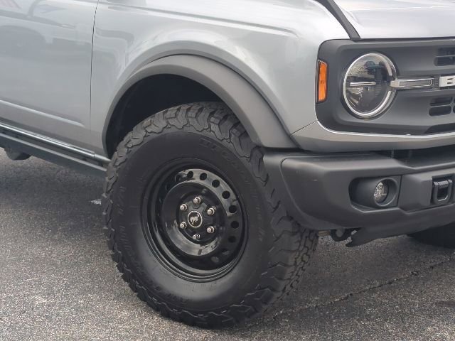 Used 2023 Ford Bronco Black Diamond AWD/4WD image 2