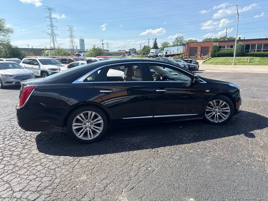 Used 2019 Cadillac XTS Luxury FWD image 7