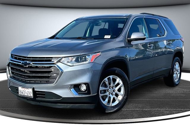 Used 2021 Chevrolet Traverse LT image 3
