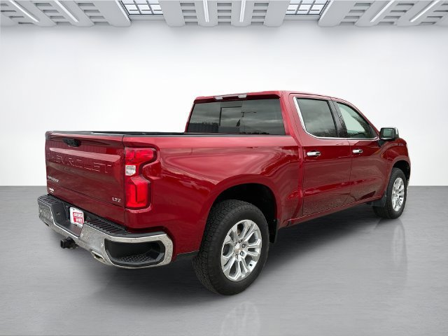 Used 2024 Chevrolet Silverado 1500 LTZ w/ LTZ Premium Package AWD/4WD image 4