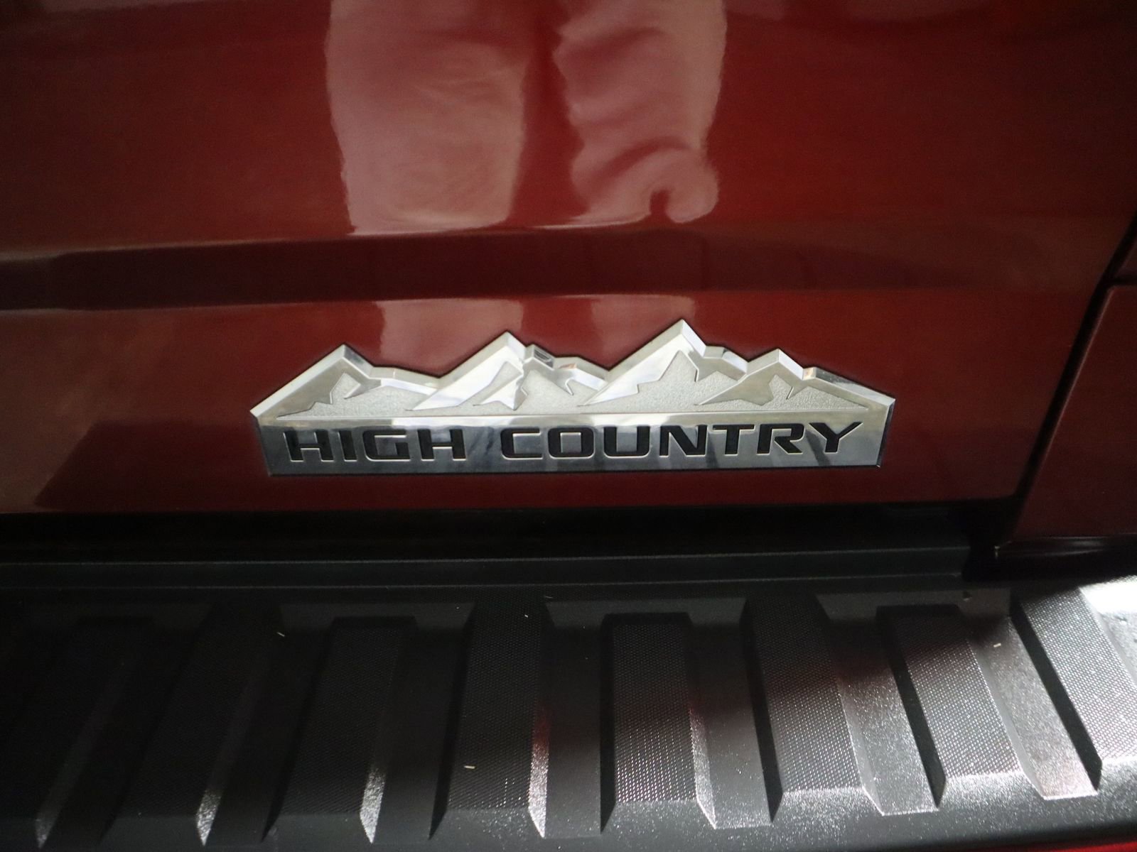 Used 2018 Chevrolet Silverado 1500 High Country AWD/4WD image 9