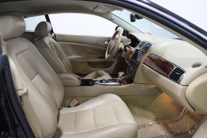 Used 2008 Jaguar XK Coupe image 30