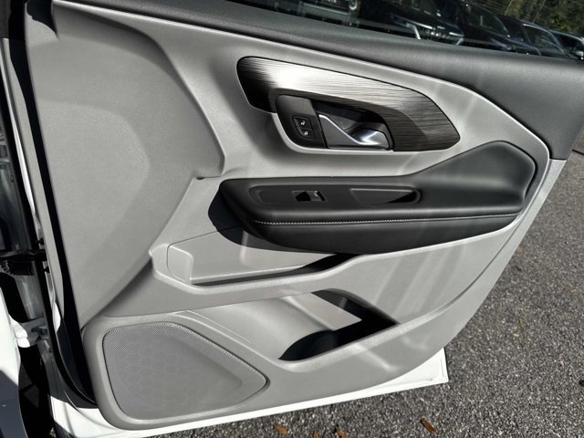 Used 2024 GMC Terrain SLE image 14