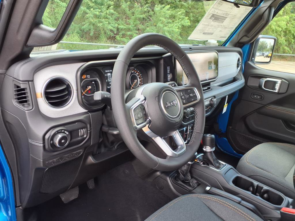 New 2025 Jeep Wrangler Sahara image 9