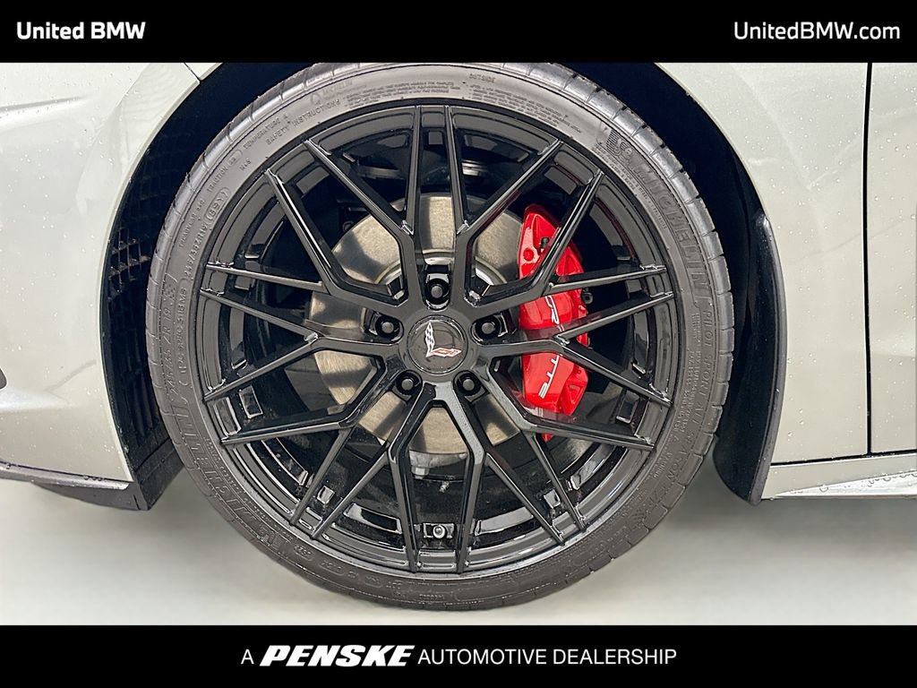Used 2023 Chevrolet Corvette Stingray w/ Stealth Interior Trim Package video 2