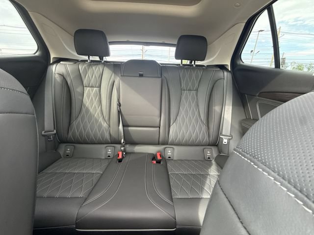 Used 2023 Buick Envision Avenir AWD/4WD image 22