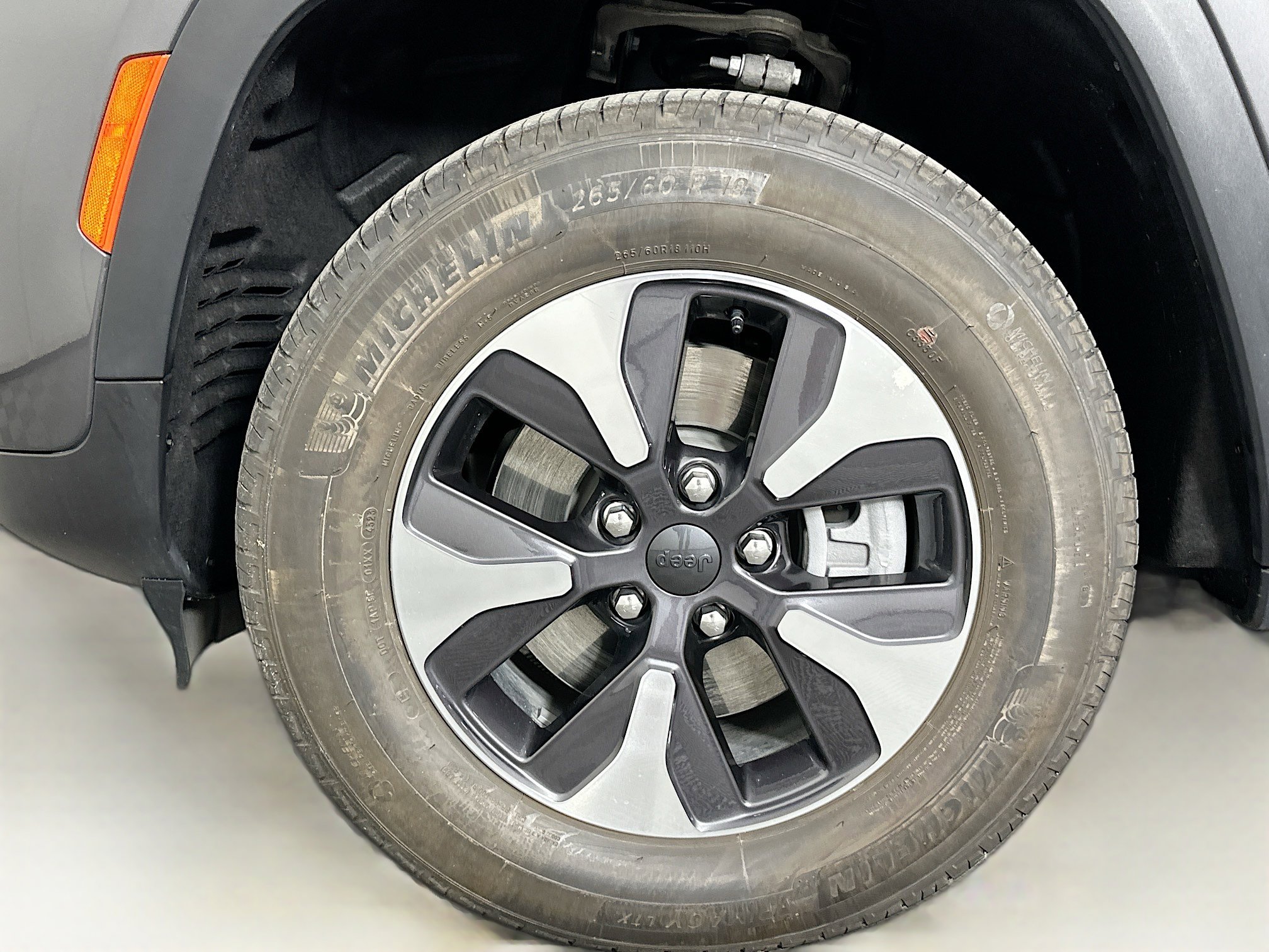 Used 2024 Jeep Grand Cherokee Limited 4xe image 11