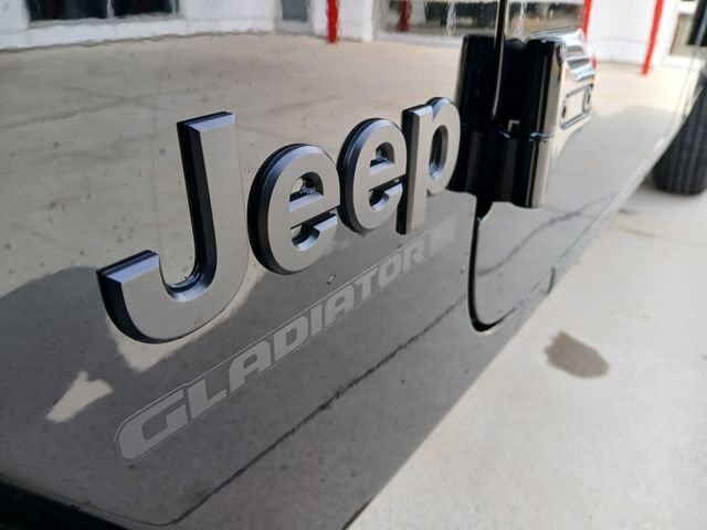 New 2026 Jeep Gladiator Sport AWD/4WD image 30