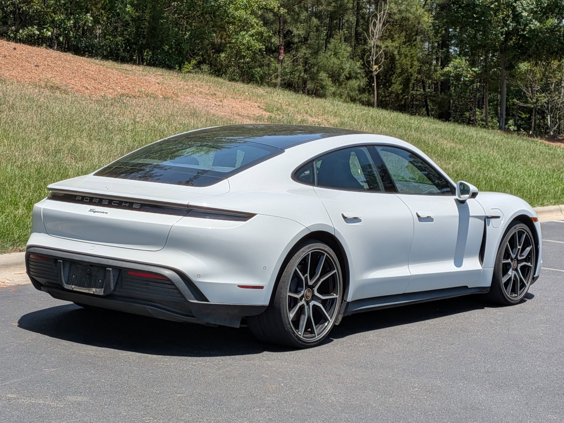 Certified 2023 Porsche Taycan RWD image 23