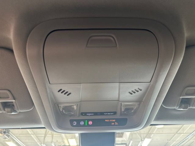 Used 2024 Chevrolet Equinox LT w/ LPO, Floor Liner Package FWD image 37