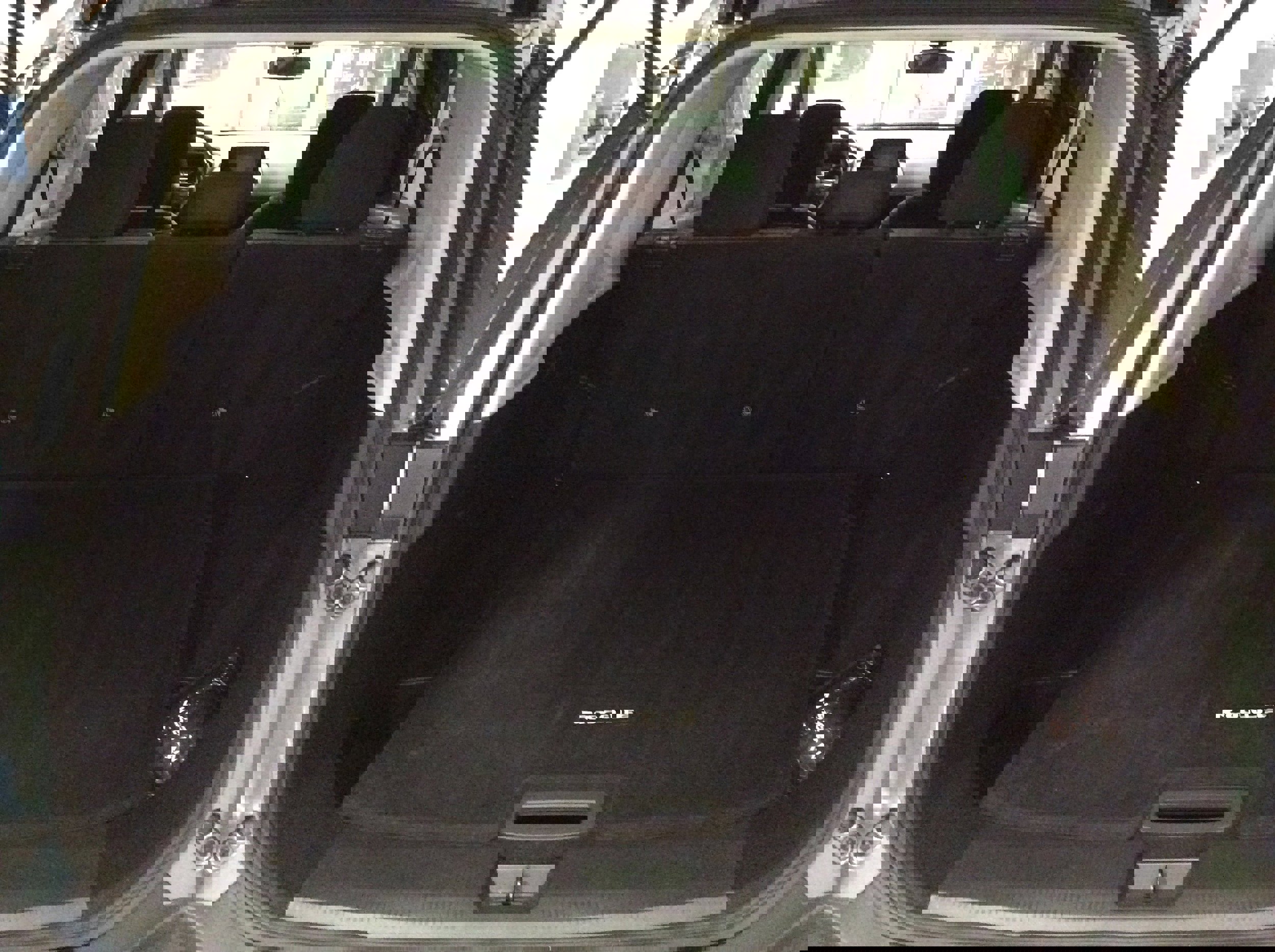 Used 2022 Nissan Rogue SV image 5