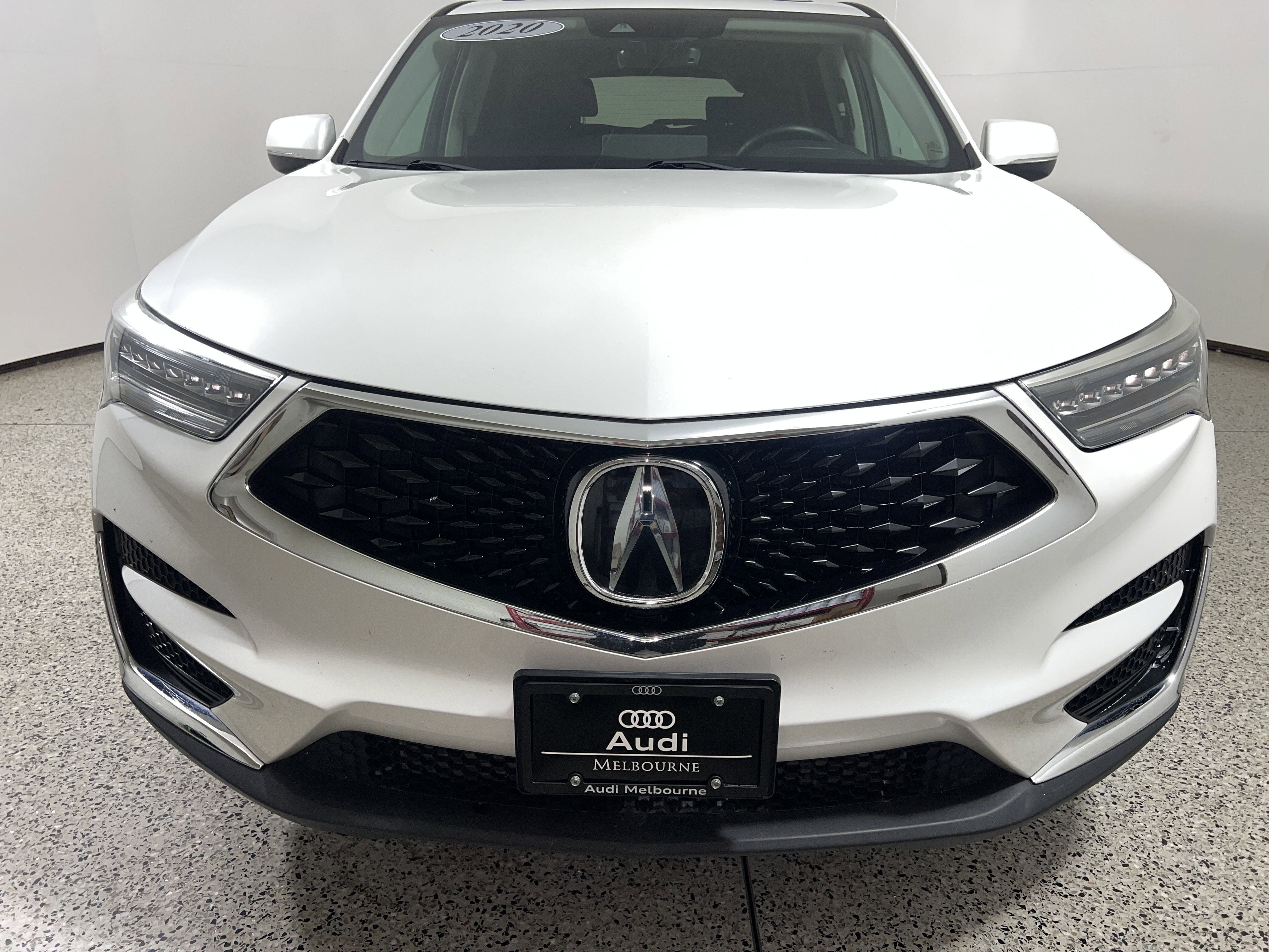 Used 2020 Acura RDX SH-AWD image 11