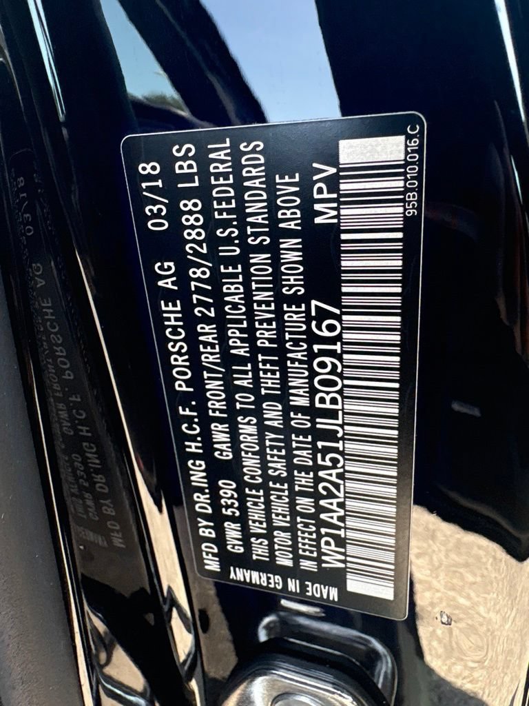 Used 2018 Porsche Macan AWD/4WD image 21